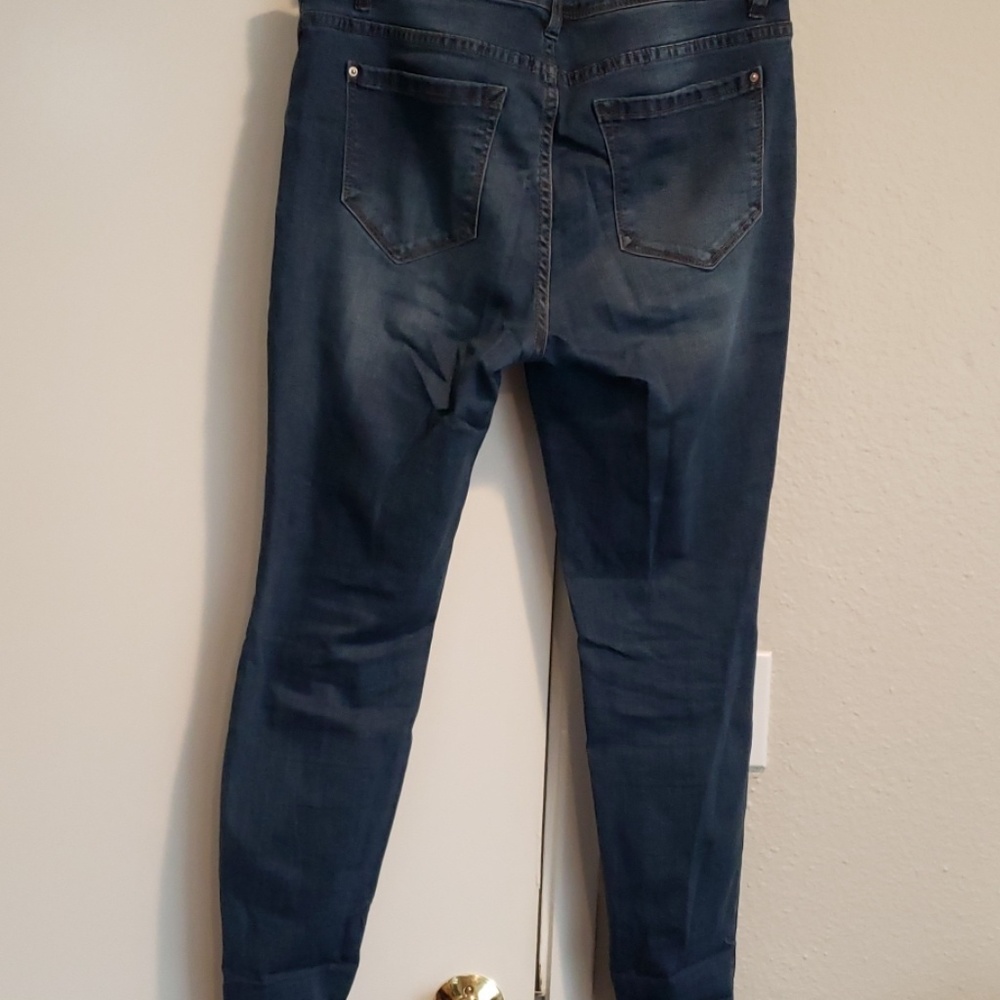 Kenzie Jeans - Picture 3 of 3